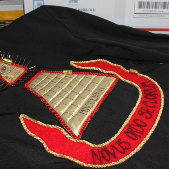 Art by Victoria Skye - Picture 6 of 17